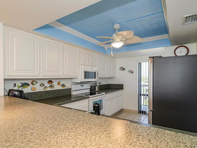 4141 Ocean Drive 403, Vero Beach, FL 32963
