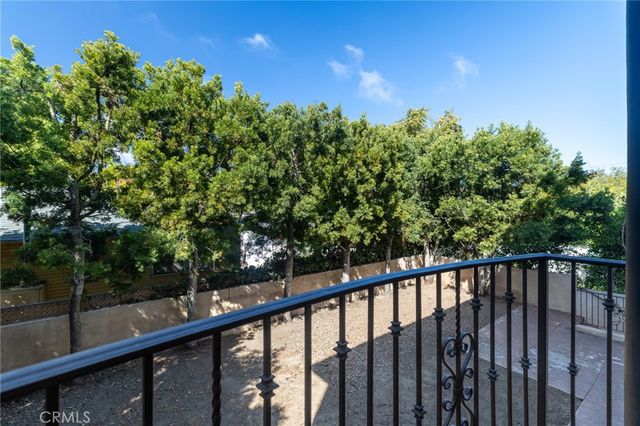 623 Aviation Way D, Manhattan Beach, CA 90266