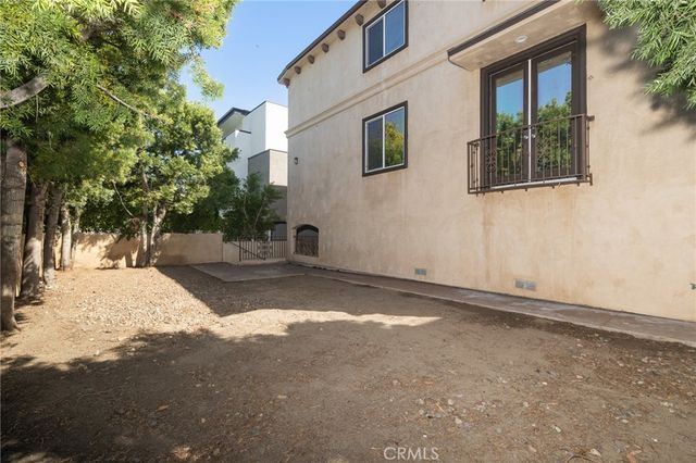 623 Aviation Way D, Manhattan Beach, CA 90266