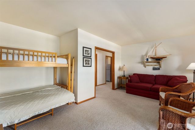 9936 9941 Mariner Drive NW, Olympia, WA 98502