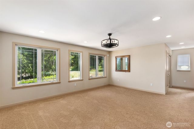 9936 9941 Mariner Drive NW, Olympia, WA 98502