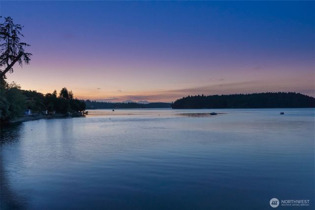 9936 9941 Mariner Drive NW, Olympia, WA 98502