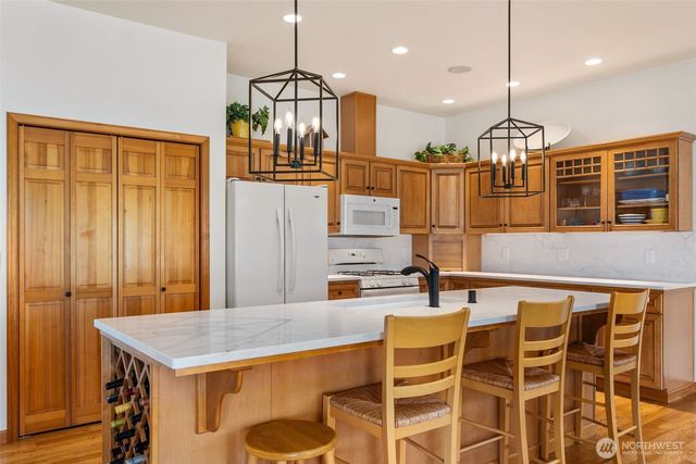 9936 9941 Mariner Drive NW, Olympia, WA 98502