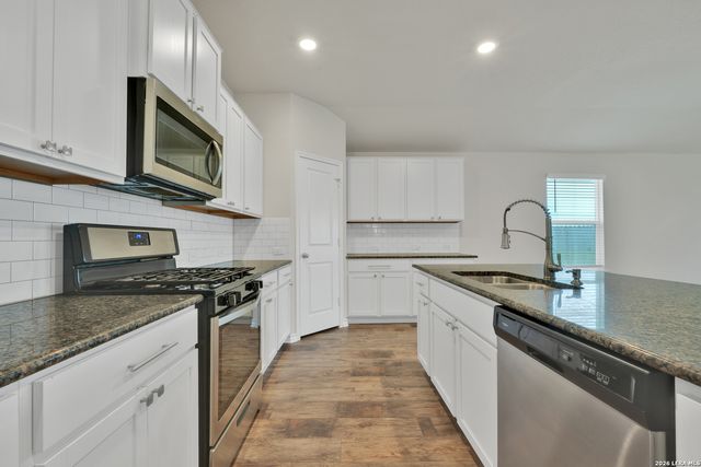 1007 House Sparrow, San Antonio, TX 78253