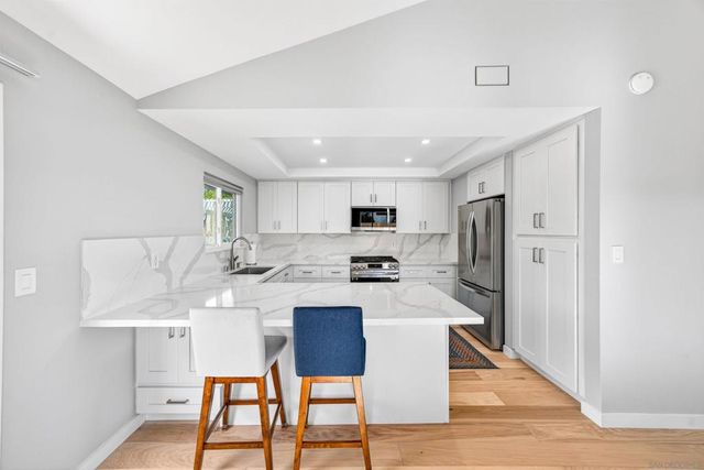 2336 Kenwyn, Oceanside, CA 92054