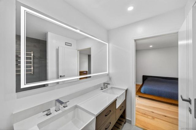 2336 Kenwyn, Oceanside, CA 92054
