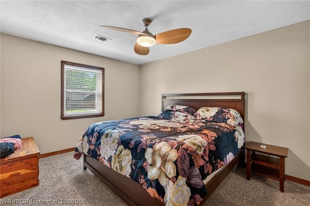 2801 S 97th Circle, Fort Smith, AR 72903