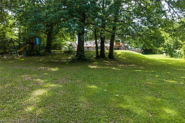 2801 S 97th Circle, Fort Smith, AR 72903