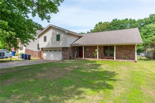 2801 S 97th Circle, Fort Smith, AR 72903