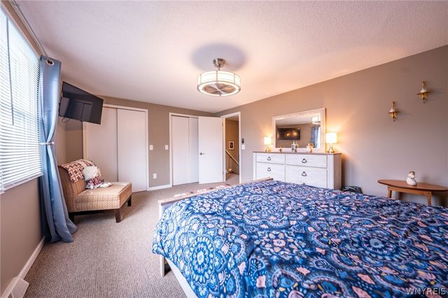 270 Wimbledon Court, West Seneca, NY 14224