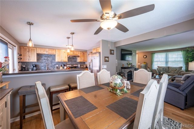 270 Wimbledon Court, West Seneca, NY 14224