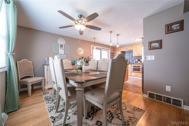 270 Wimbledon Court, West Seneca, NY 14224