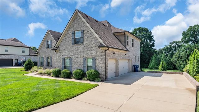 621 Tybarber Ave, Murfreesboro, TN 37129