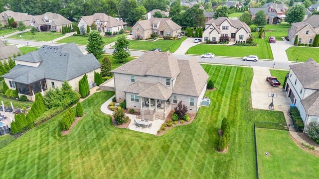 621 Tybarber Ave, Murfreesboro, TN 37129