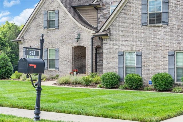 621 Tybarber Ave, Murfreesboro, TN 37129