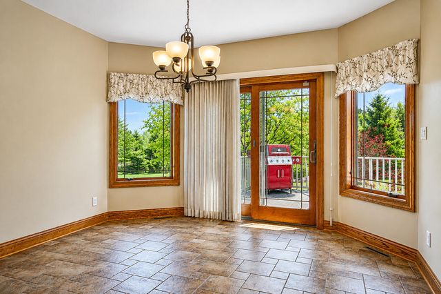 10055 Clark Place, Crown Point, IN 46307