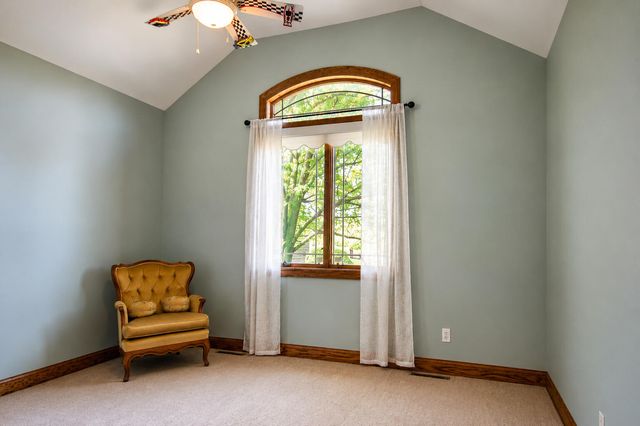 10055 Clark Place, Crown Point, IN 46307