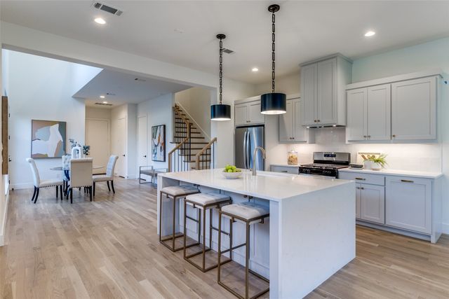 5603 Santa Fe Avenue, Dallas, TX 75214