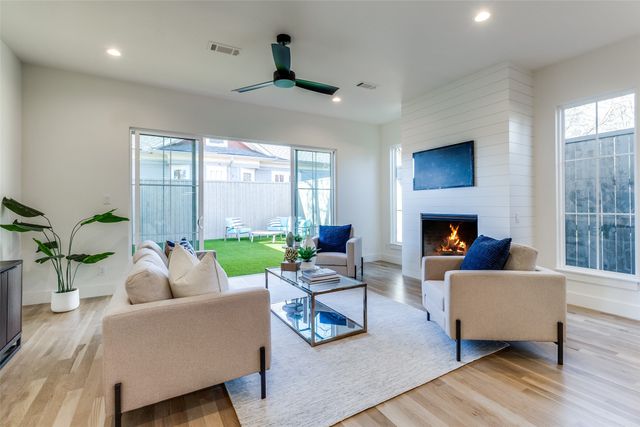 5603 Santa Fe Avenue, Dallas, TX 75214