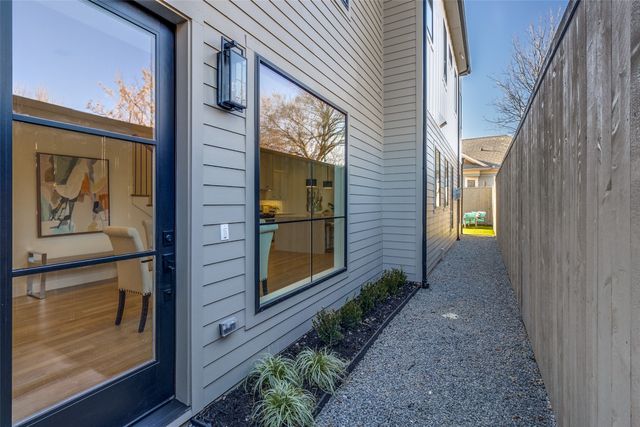 5603 Santa Fe Avenue, Dallas, TX 75214