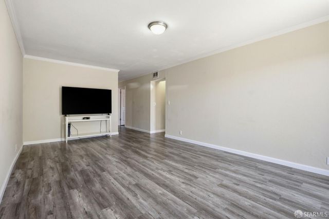 33 Vale Street, Daly City, CA 94014