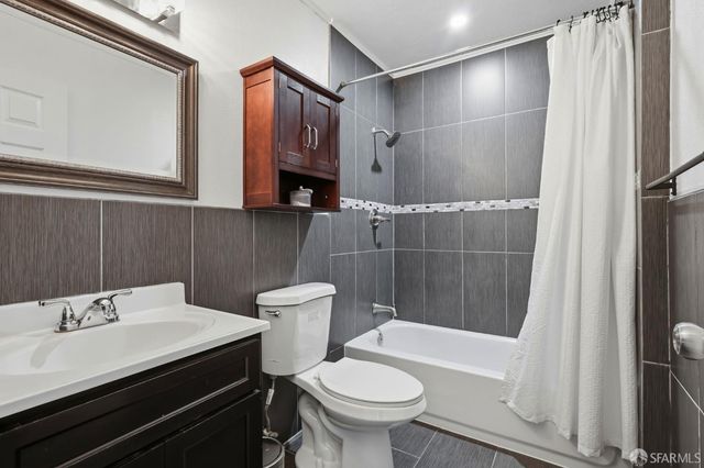 33 Vale Street, Daly City, CA 94014