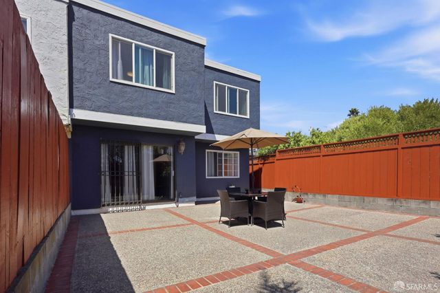 33 Vale Street, Daly City, CA 94014