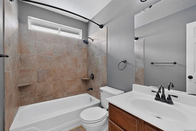 21315 Encino Caliza, San Antonio, TX 78259