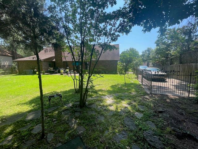 2185 LITTLEMORE DR, Memphis, TN 38016