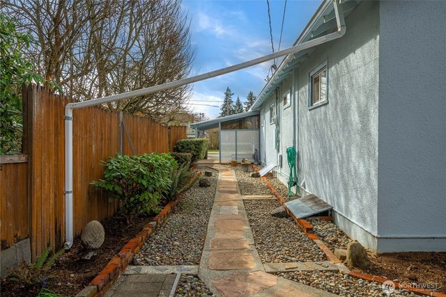 1925 5th Avenue SE, Olympia, WA 98501