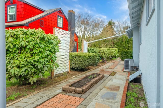 1925 5th Avenue SE, Olympia, WA 98501