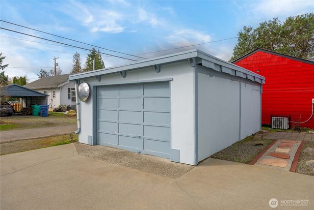 1925 5th Avenue SE, Olympia, WA 98501