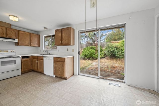 29115 45th Place S, Auburn, WA 98001