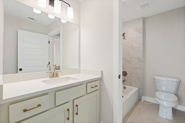 5521 HEATHER OAK DR, Arlington, TN 38002