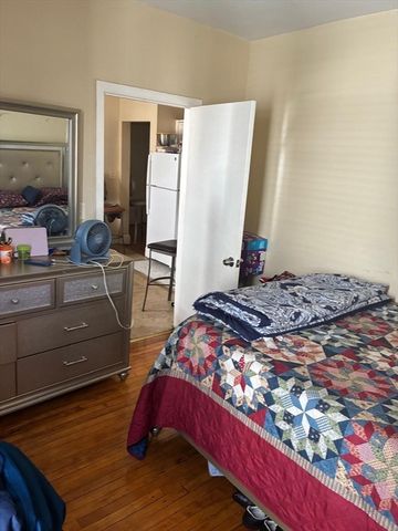 61 Vine 23, Lynn, MA 01905
