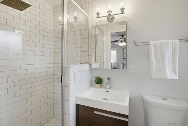 8318 June Lake Dr, San Diego, CA 92119
