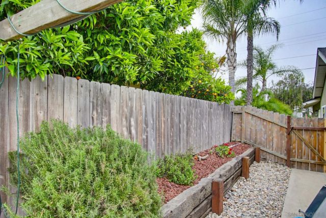 8318 June Lake Dr, San Diego, CA 92119