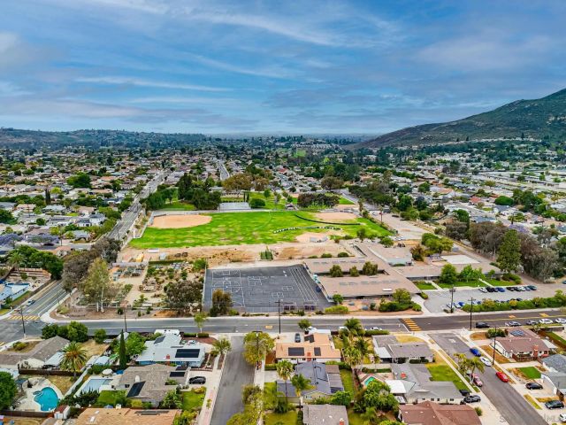 8318 June Lake Dr, San Diego, CA 92119