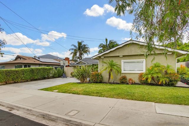 8318 June Lake Dr, San Diego, CA 92119