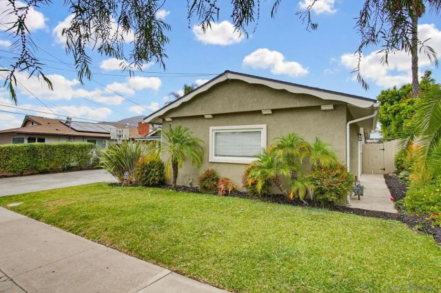 8318 June Lake Dr, San Diego, CA 92119