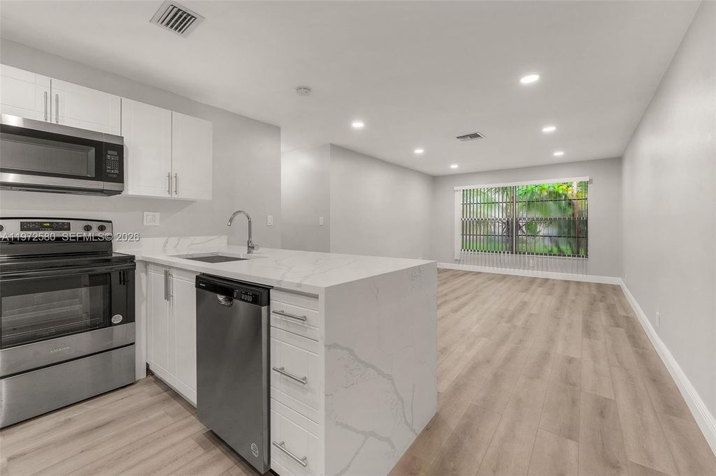 10379 NW 35th St 10379, Coral Springs, FL 33065