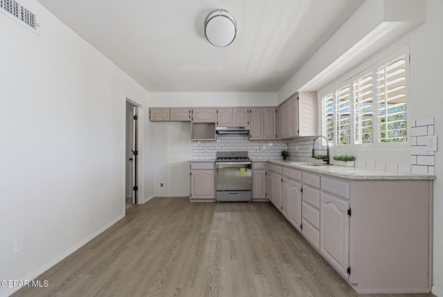 3236 Mc Lean Street, El Paso, TX 79936