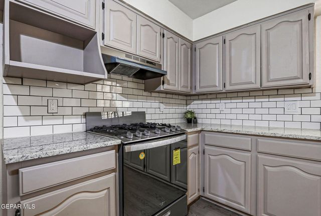 3236 Mc Lean Street, El Paso, TX 79936