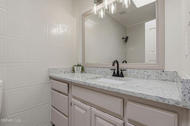 3236 Mc Lean Street, El Paso, TX 79936