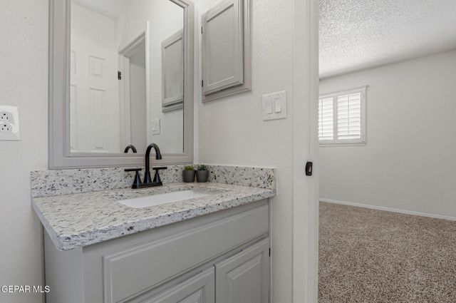 3236 Mc Lean Street, El Paso, TX 79936