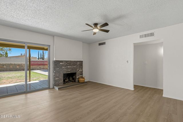 3236 Mc Lean Street, El Paso, TX 79936