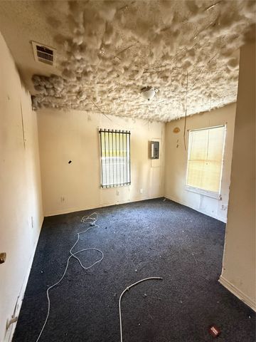 4824 Fellows Lane, Dallas, TX 75216