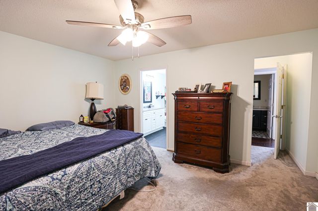 3929 Griggstown Rd, Calvert City, KY 42029