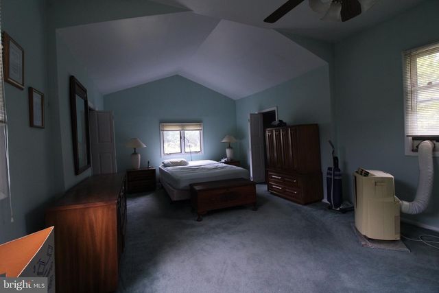 412 WALLACE AVE, Lindenwold, NJ 08021