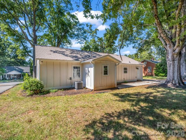 319 Arlington Street, Forest City, NC 28048